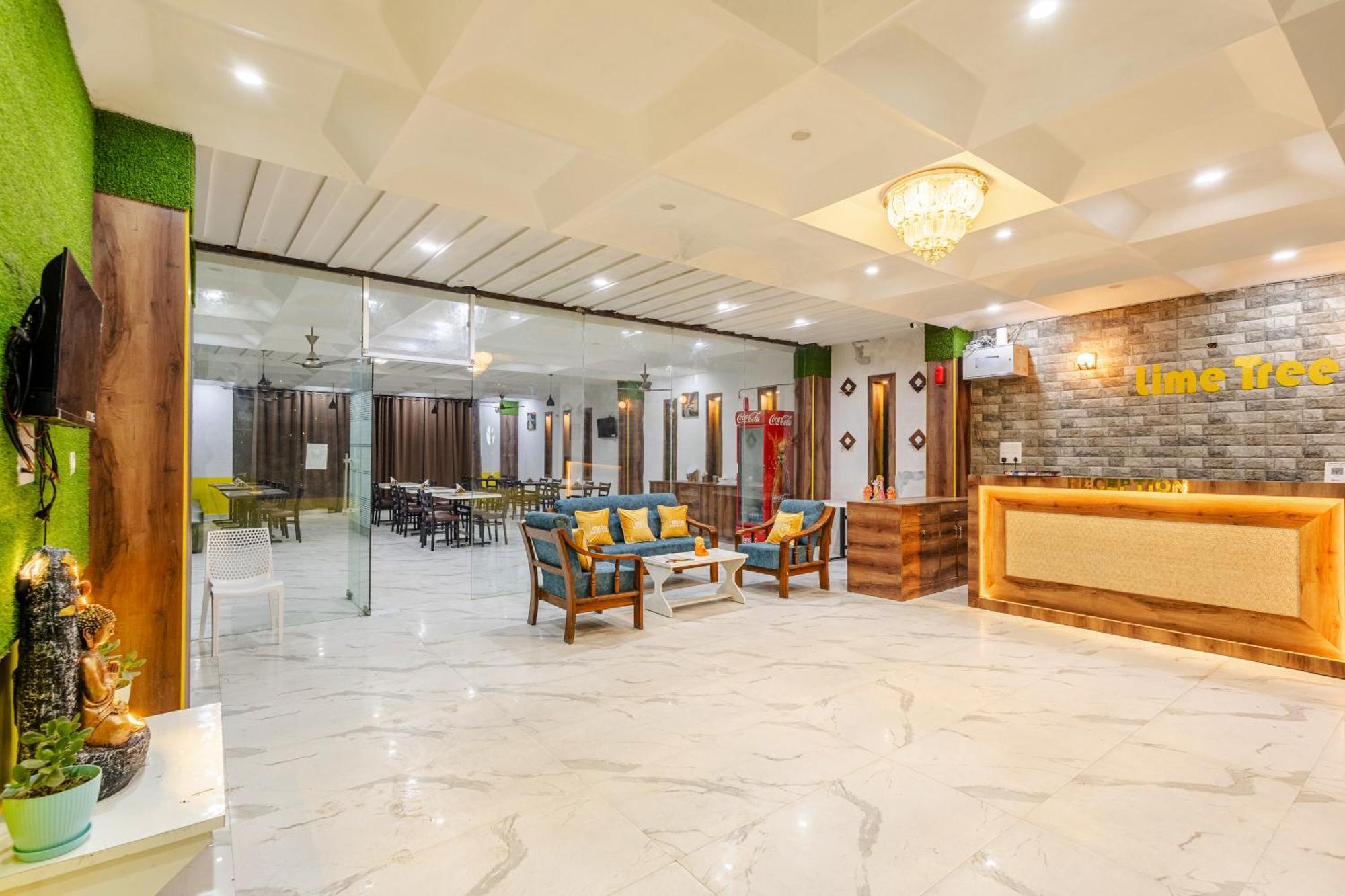Lime Tree Hotel And Banquet Vrindāvan 外观 照片